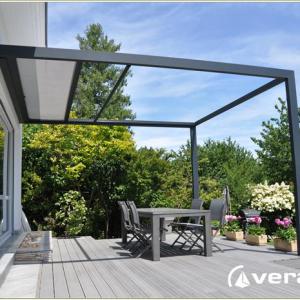 Pergola Cocoon. Store de terrasse luxe